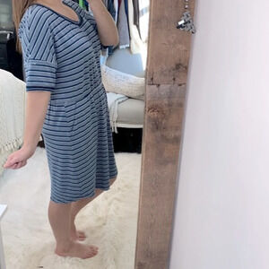 Columbia blue striped dress size xlarge with pockets